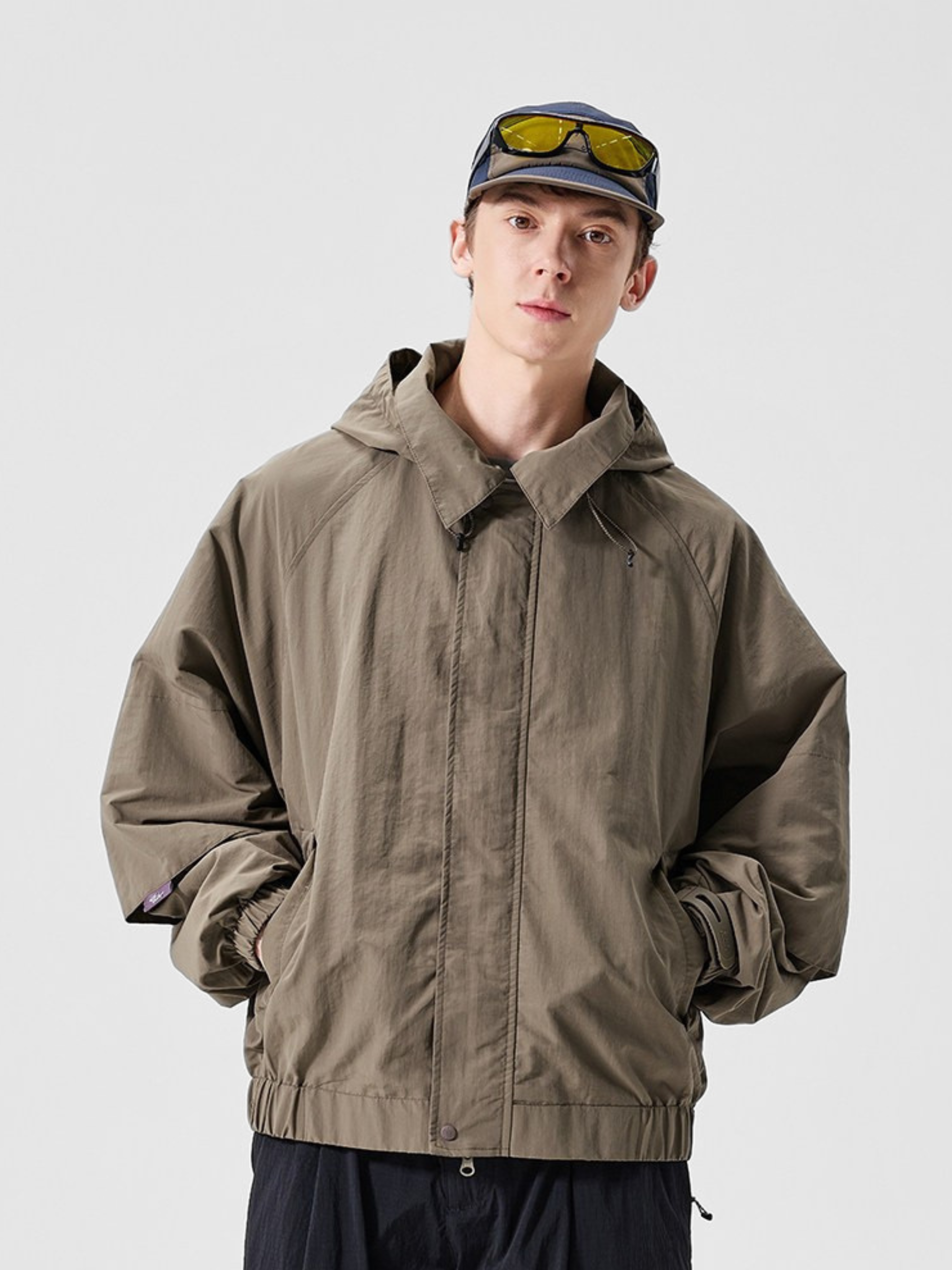 CampTarp - Water-Repellent Windproof Hiking Jacket
