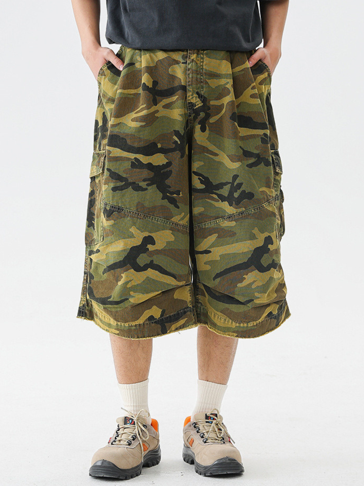 CampShell - Multi-Pocket Camouflage Relaxed Shorts
